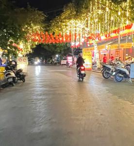 BÁN ĐẤT MẶT NGÕ PHỐ TRẦN CUNG - SÁT KĐT NAM CƯỜNG